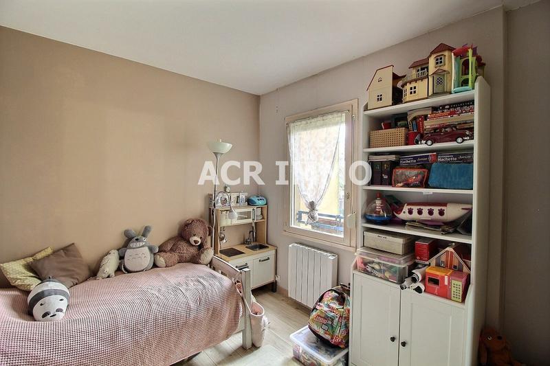 Appartement - 99 m² - 5 pièces