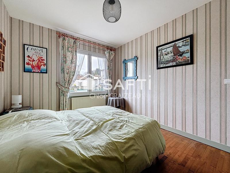 Maison - 141 m² - 6 pièces