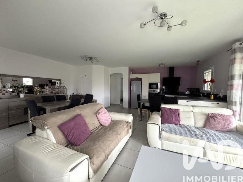 Maison - 90 m² - 5 pièces