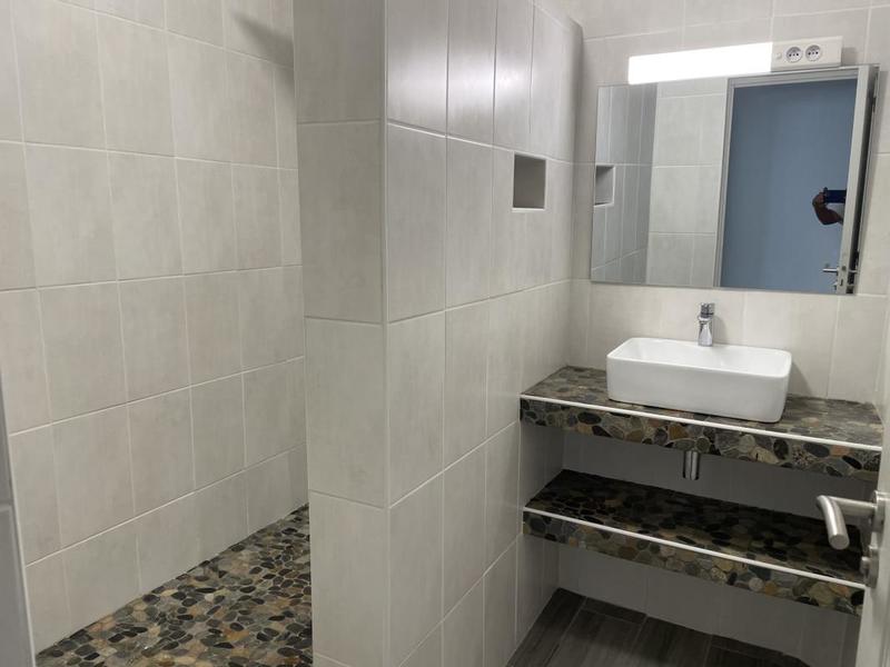 Appartement - 95 m² - 3 pièces