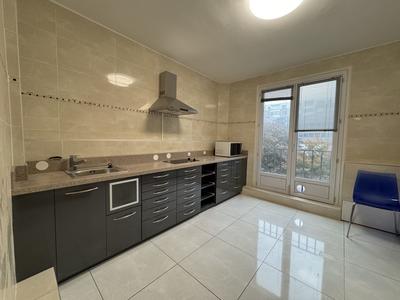 Appartement - 74 m² - 4 pièces