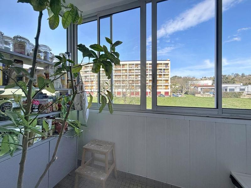 Appartement - 86 m² - 4 pièces