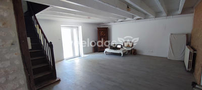 Maison - 210 m² - 6 pièces