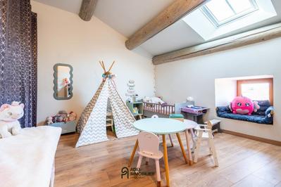 Maison de village - 262 m² - 7 pièces