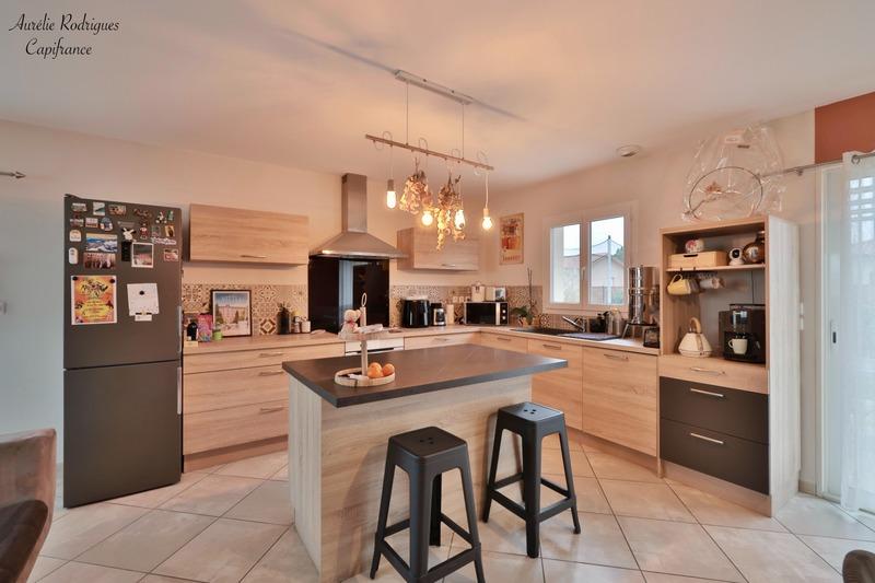 Maison - 127 m² - 6 pièces