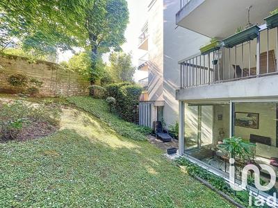 Appartement - 125 m² - 5 pièces