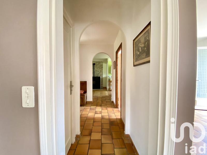 Maison - 220 m² - 6 pièces