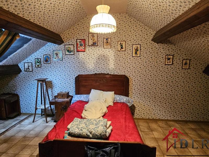 Maison - 102 m² - 6 pièces