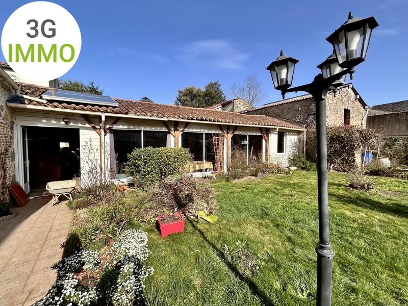 Maison - 99 m² - 4 pièces