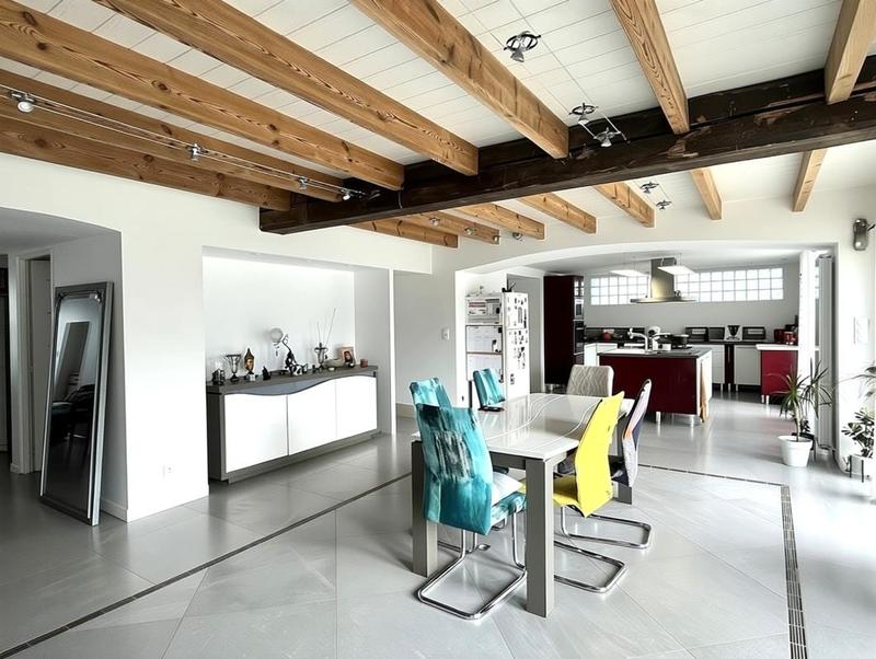 Maison - 371 m² - 11 pièces