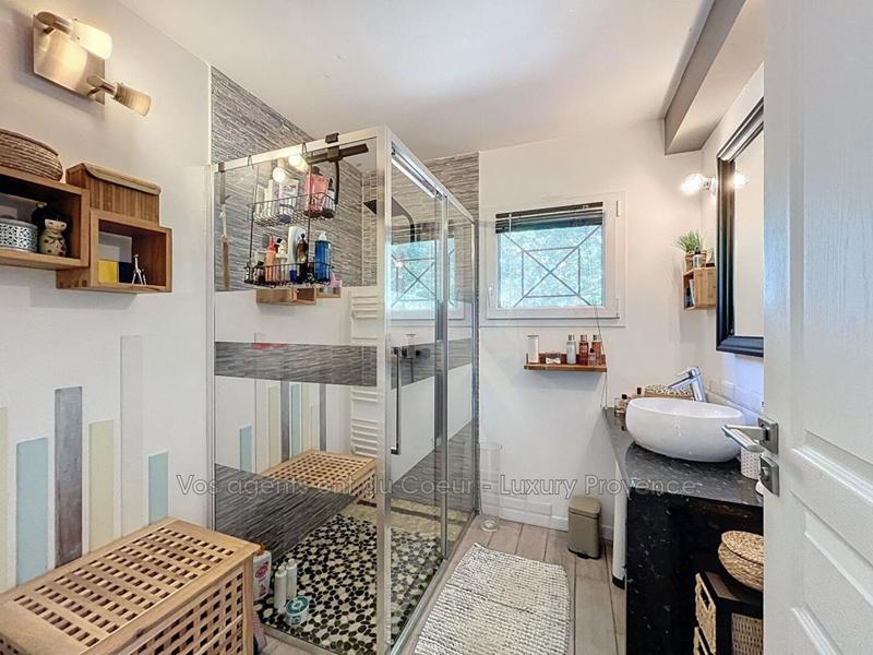 Maison - 163 m² - 8 pièces