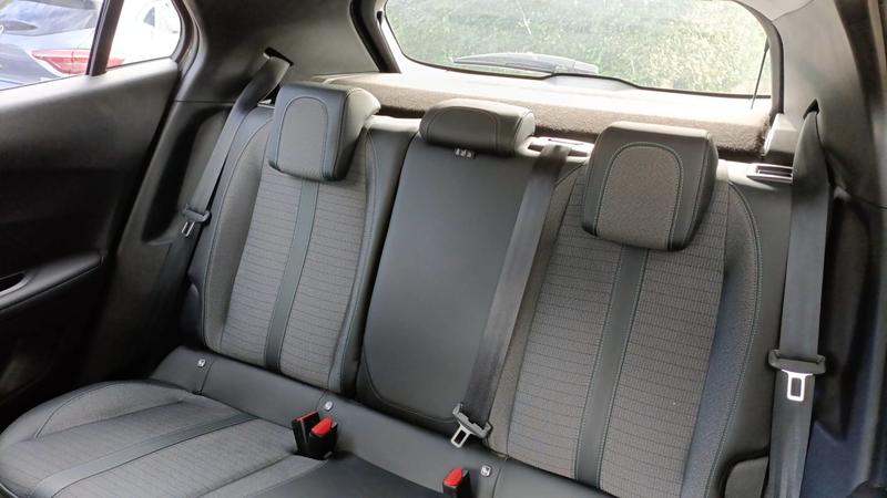 Peugeot 2008 1.2 PureTech 100 Allure Pack