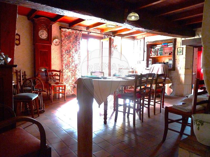 Maison en pierre - 86 m² - 4 pièces