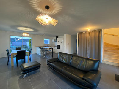 Maison - 110 m² - 6 pièces