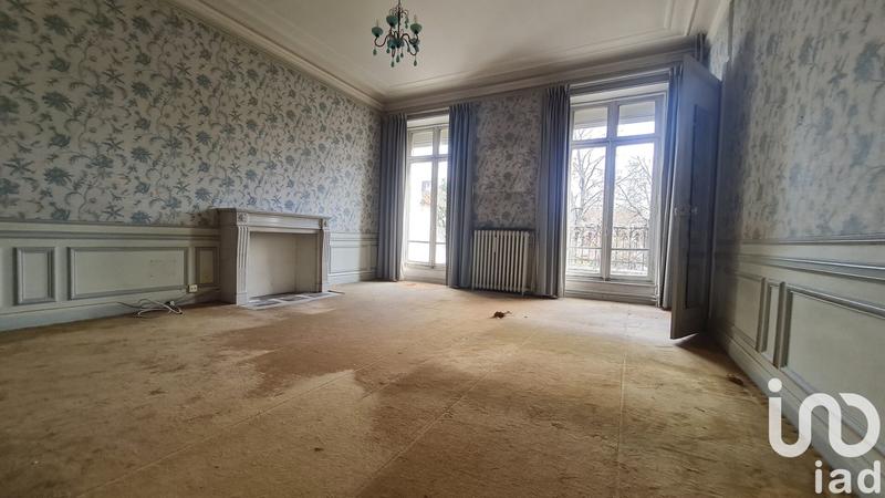 Maison - 281 m² - 8 pièces