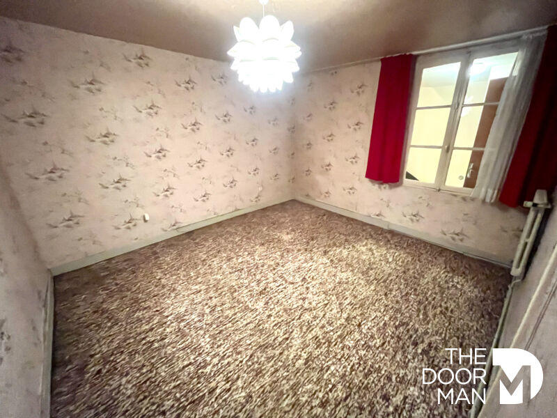 Maison - 155 m² - 8 pièces