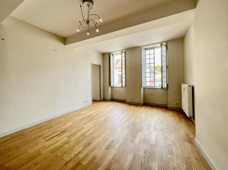 Appartement - 89 m² - 3 pièces