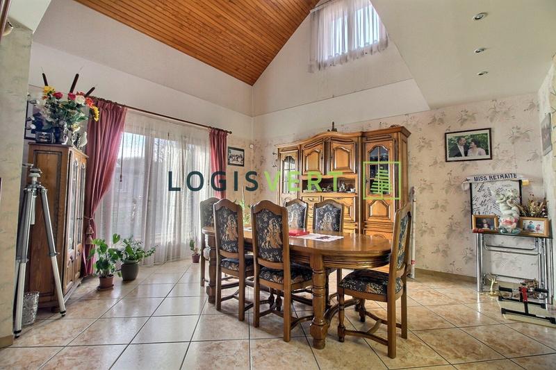 Maison - 117 m² - 6 pièces