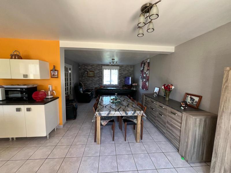 Maison - 122 m² - 4 pièces