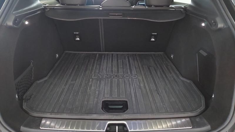 Lynk &amp; Co 01 1.5 261ch Hybride Rechargeable