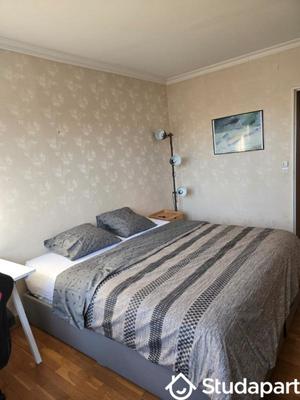 Chambre - 9 m² - 1 pièce
