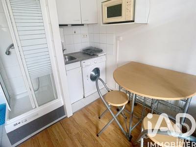 Studio - 15 m² - 1 pièce