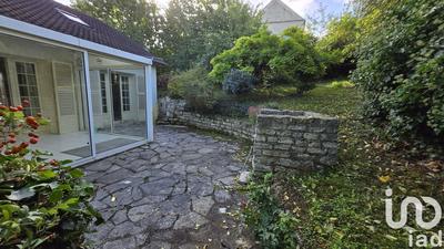 Maison - 85 m² - 5 pièces