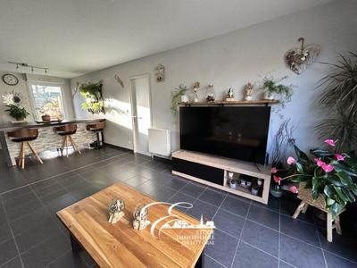 Maison - 102 m² - 5 pièces