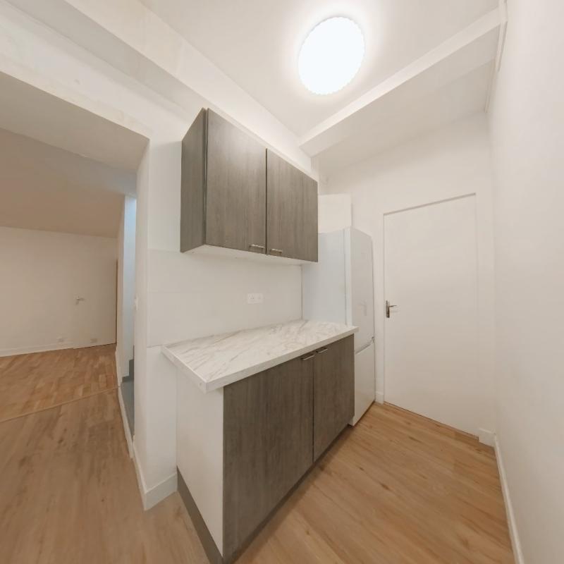 Appartement - 90 m² - 4 pièces