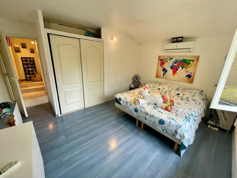 Maison - 143 m² - 7 pièces