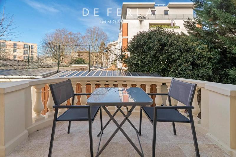 Château - 360 m² - 10 pièces