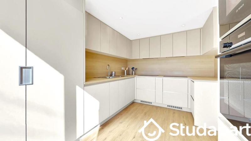 Chambre - 9 m² - 1 pièce