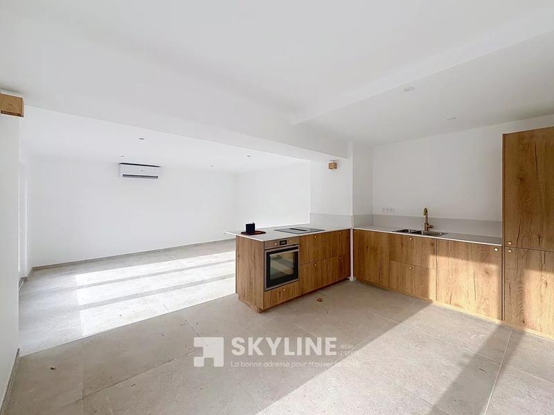 Maison - 86 m² - 4 pièces