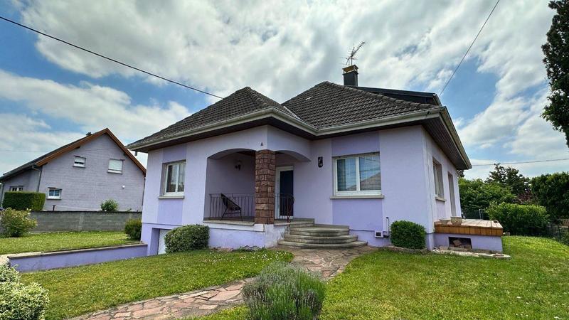 Maison traditionnelle - 166 m² - 7 pièces