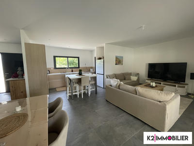 Maison - 124 m² - 5 pièces