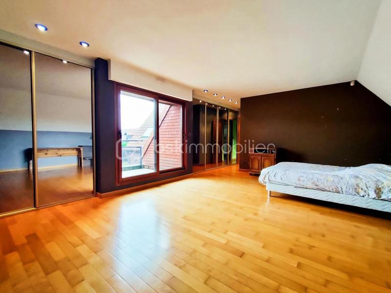 Maison - 320 m² - 7 pièces