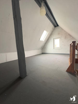 Maison - 225 m² - 8 pièces