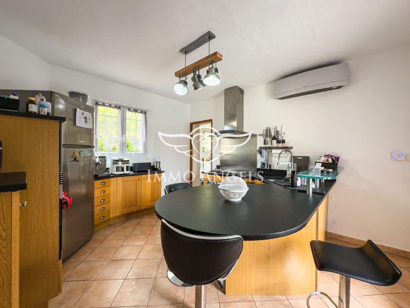 Maison - 134 m² - 5 pièces