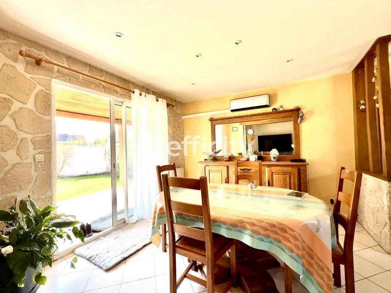 Maison - 120 m² - 6 pièces