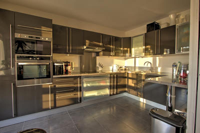 Appartement - 90 m² - 4 pièces