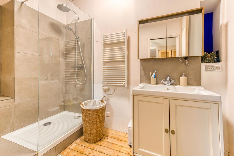 Appartement - 85 m² - 5 pièces