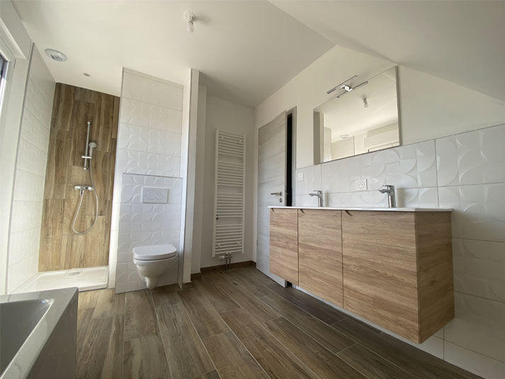 Maison - 120 m² - 6 pièces