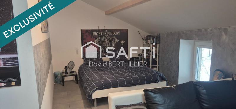 Maison - 250 m² - 10 pièces