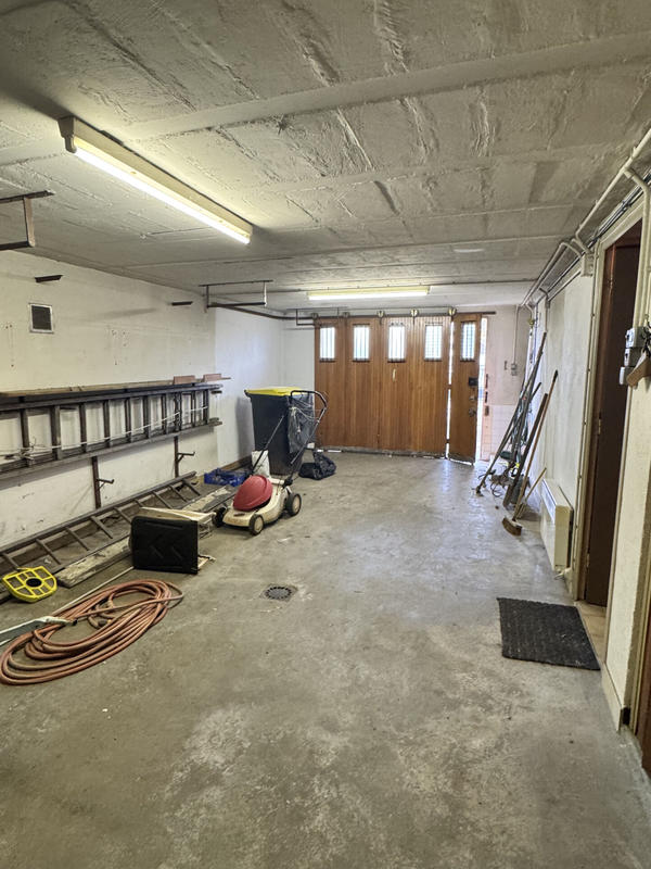 Maison - 92 m² - 6 pièces