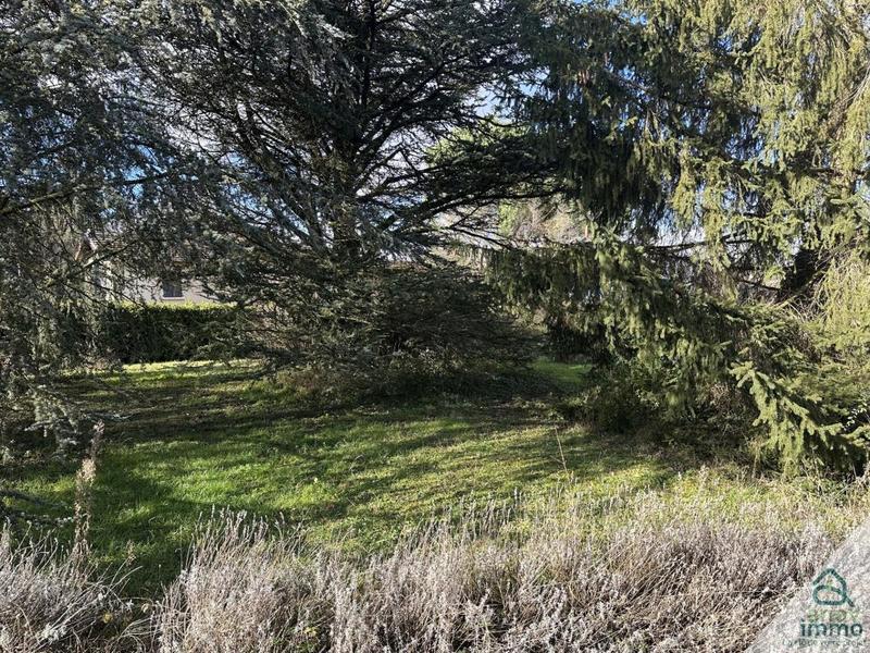 Terrain constructible - 616 m²
