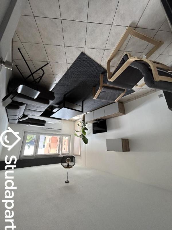 Chambre - 12 m² - 1 pièce