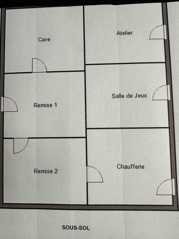 Maison - 144 m² - 8 pièces