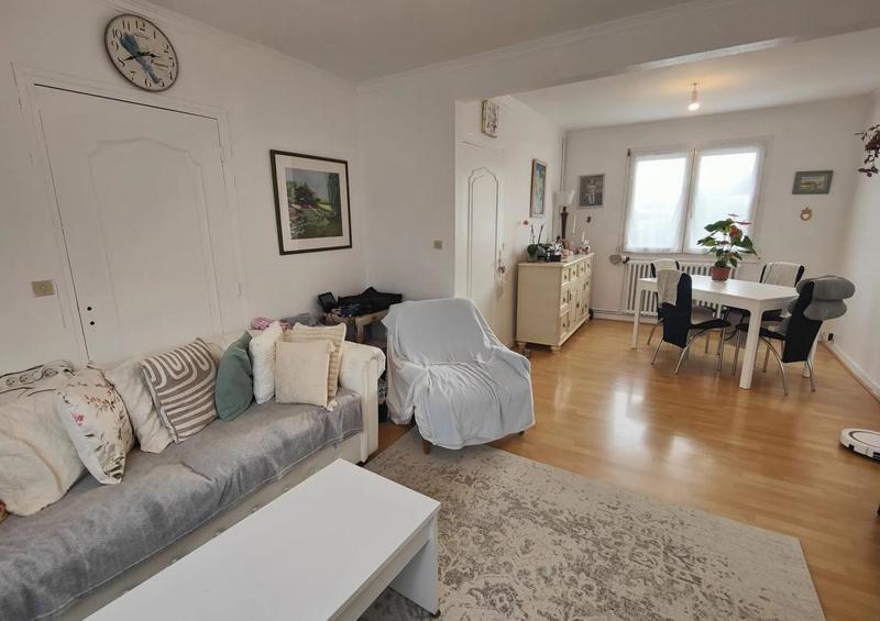 Maison - 85 m² - 6 pièces