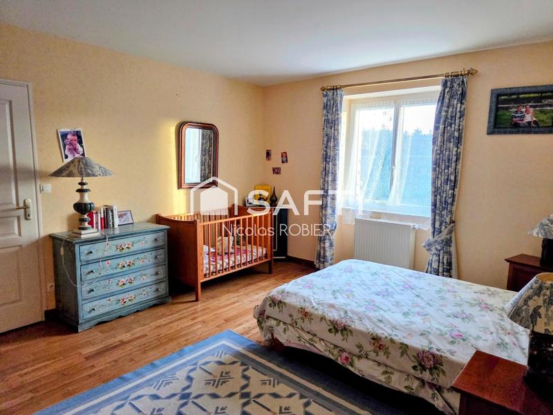 Maison - 190 m² - 5 pièces