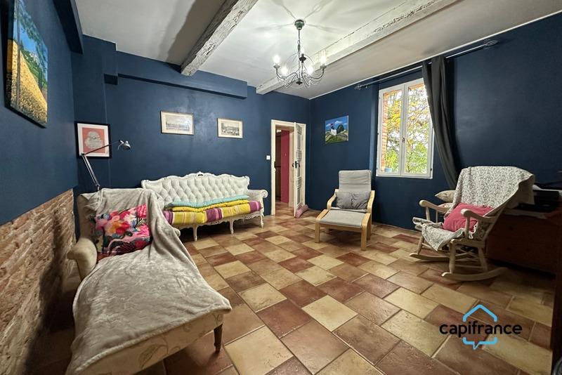 Maison - 450 m² - 13 pièces